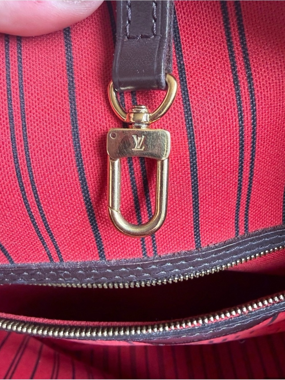 Louis Vuitton Neverfull MM Damier Ebene with Cherry interior. Includes pouch - Picture 6 of 10